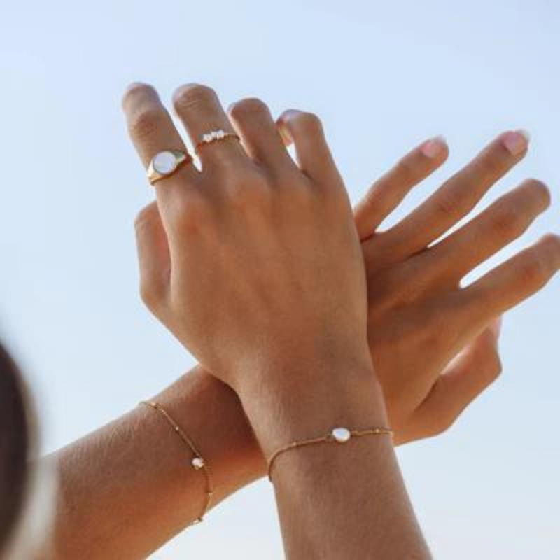 Gold pearl ring