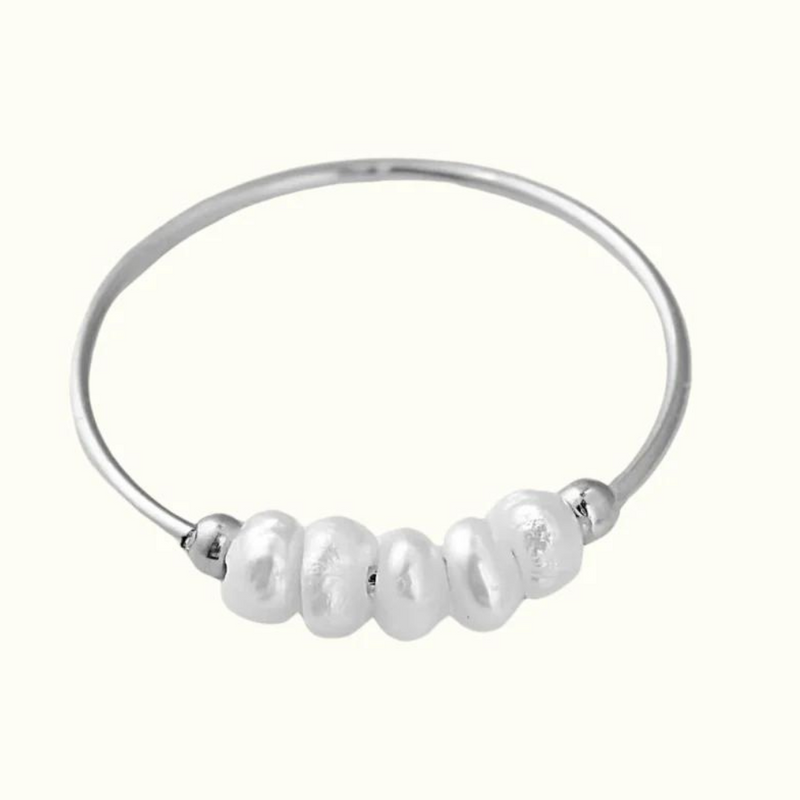 Silver pearl ring