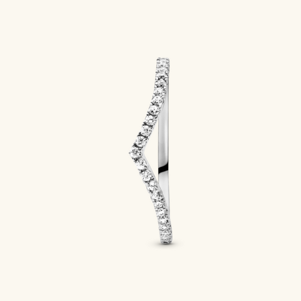 Silver V ring | Angelina