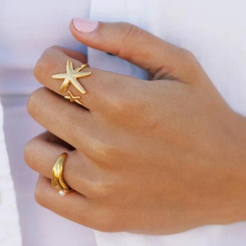 Gold starfish ring | Wanda