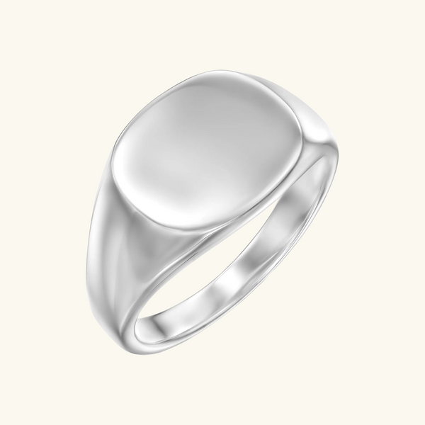 Silver signet ring | Laura
