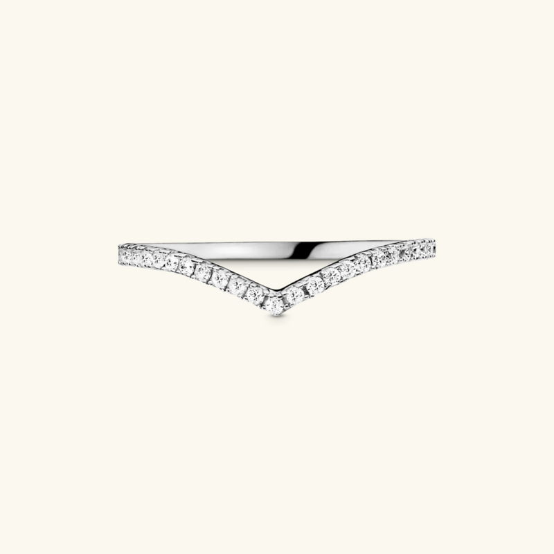 Silver V ring | Angelina