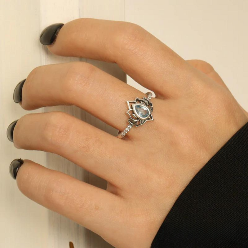 Lotus Silver Ring | Karin