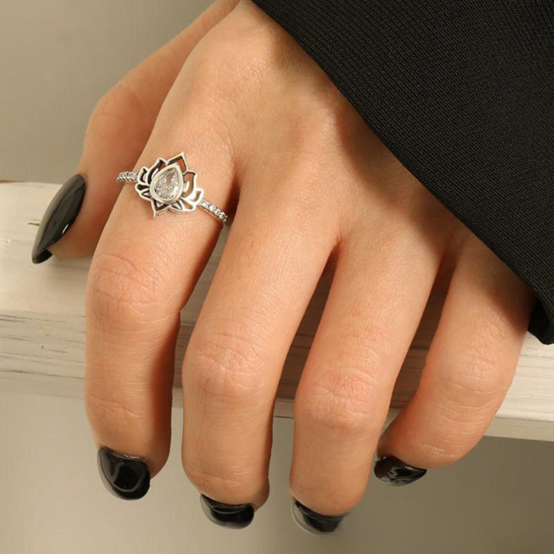 Lotus Silver Ring | Karin