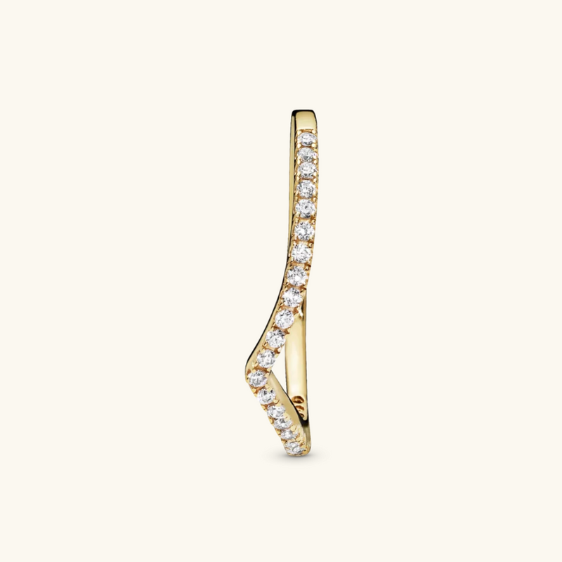 Gold V ring | Angelina