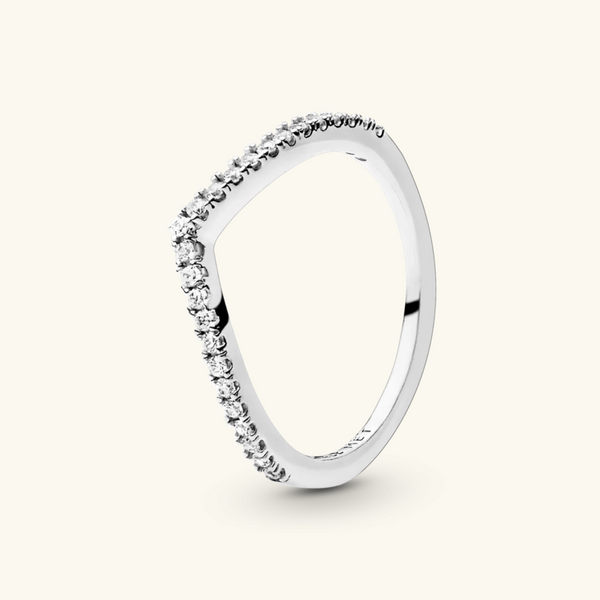 Silver V ring | Angelina