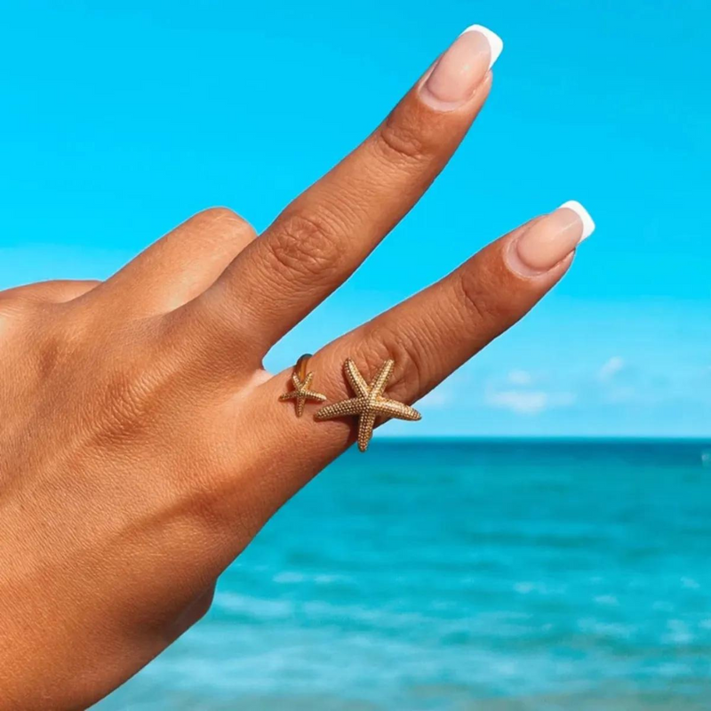 Gold starfish ring | Wanda