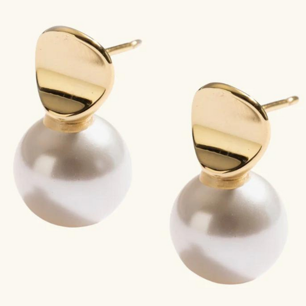 Gold pearl earrings | Milan