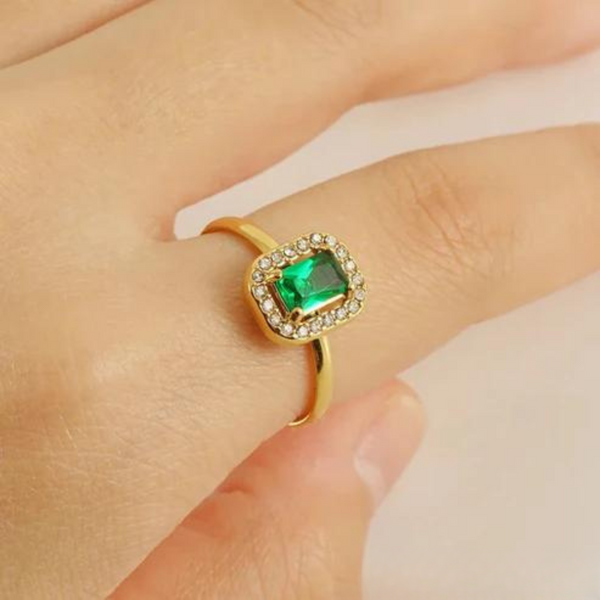 Emerald Gold Ring | Taylor