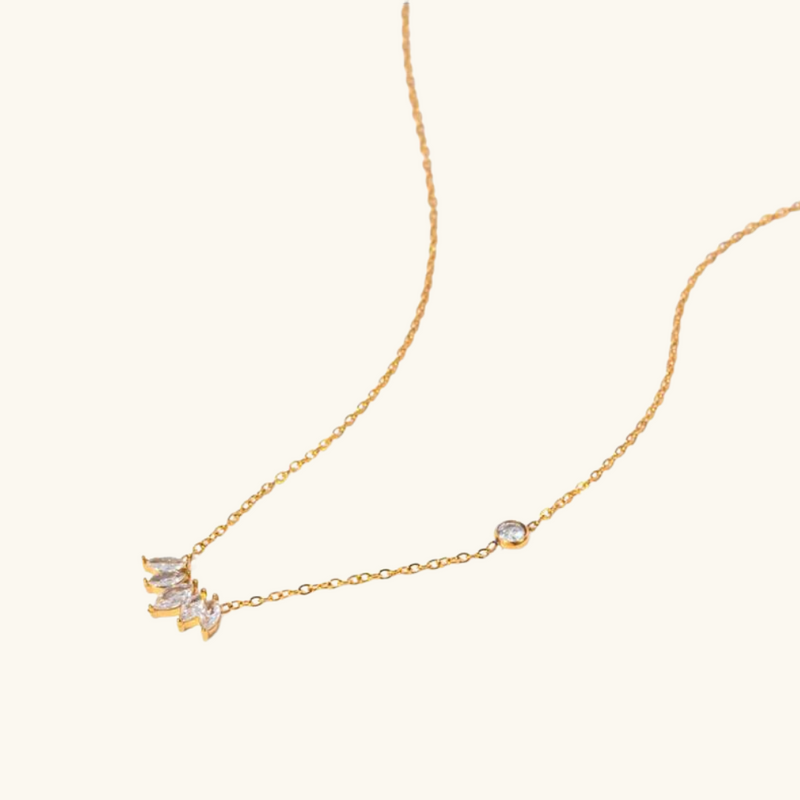 Gold Diamond Necklace | Adriana