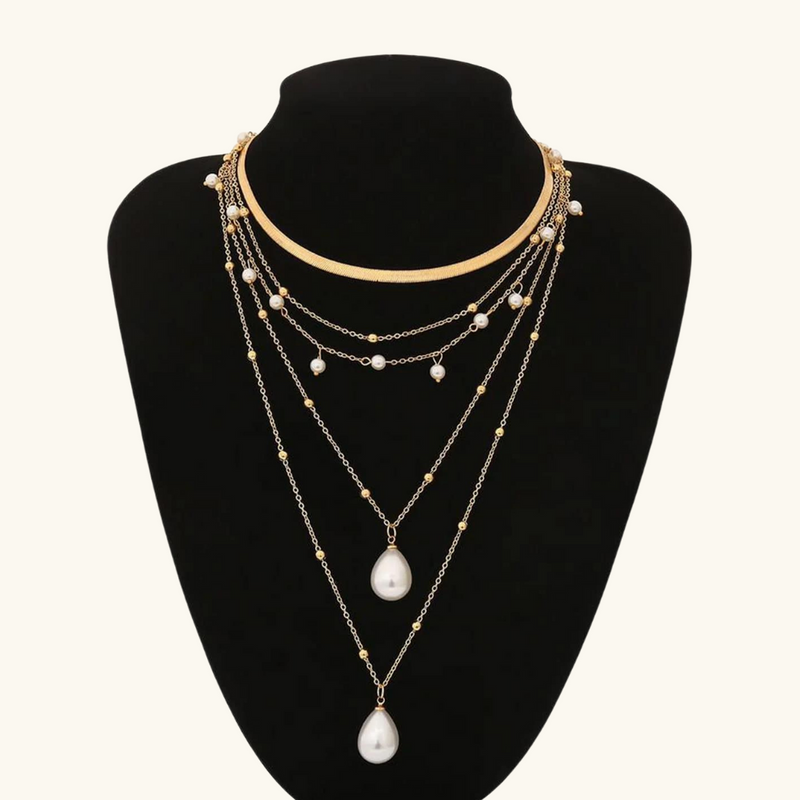 Gold Pearl Necklace | Sandra