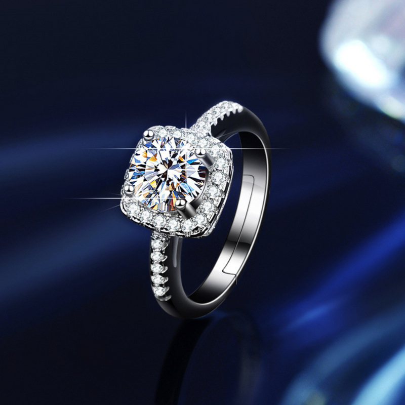 Silver diamond ring | Audrey
