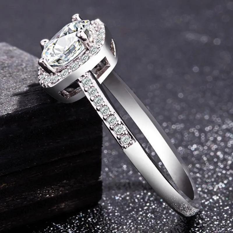 Silver diamond ring | Audrey