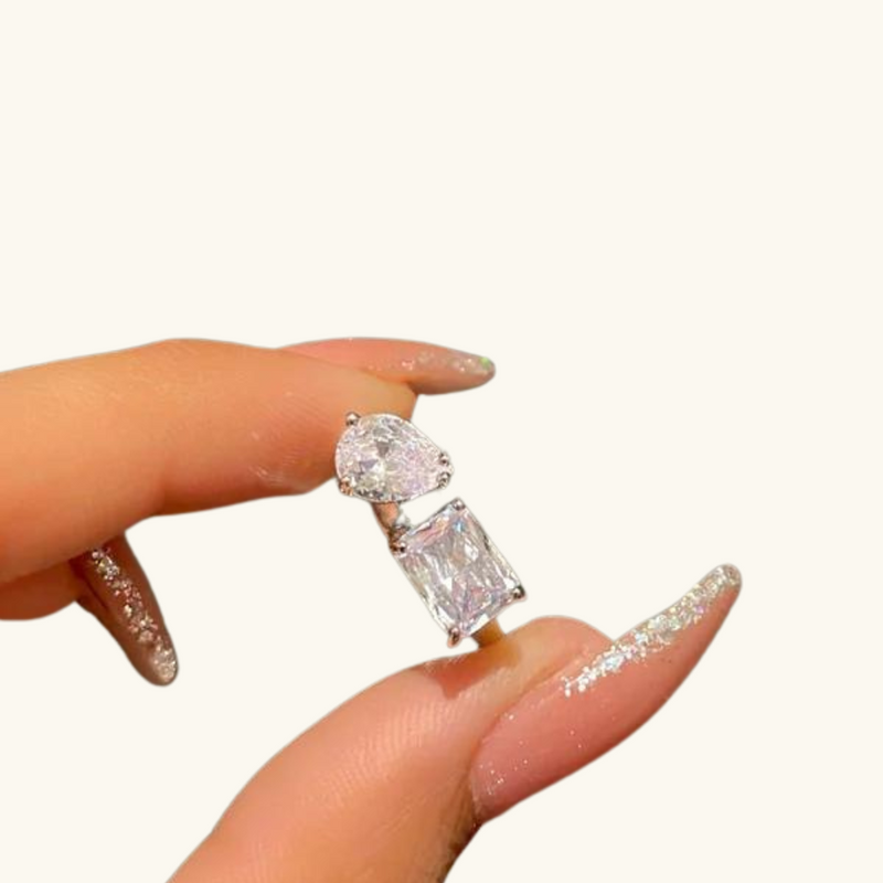 Silver ring with double diamond | Cassandra