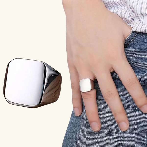 Silver signet ring | Raphael
