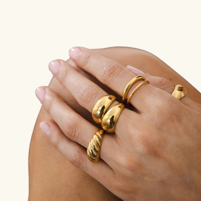 Spinning gold ring | shell