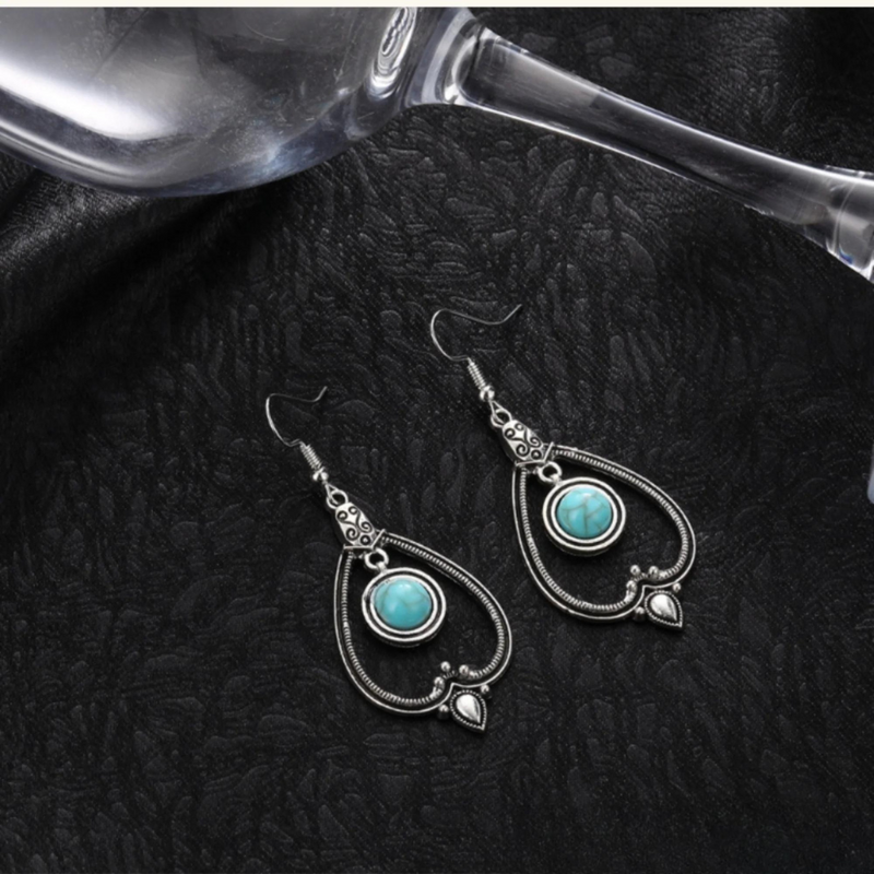 Silver Teardrop Earrings | Hannah