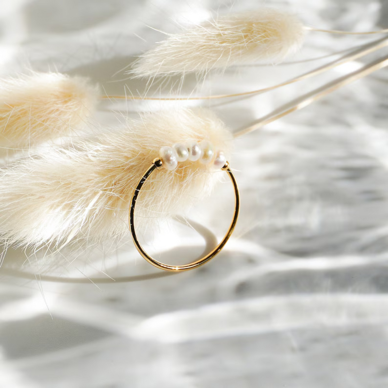 Gold pearl ring