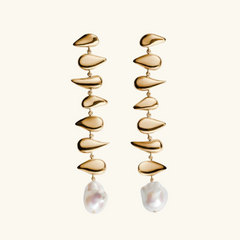 Dangling gold earrings | Leah