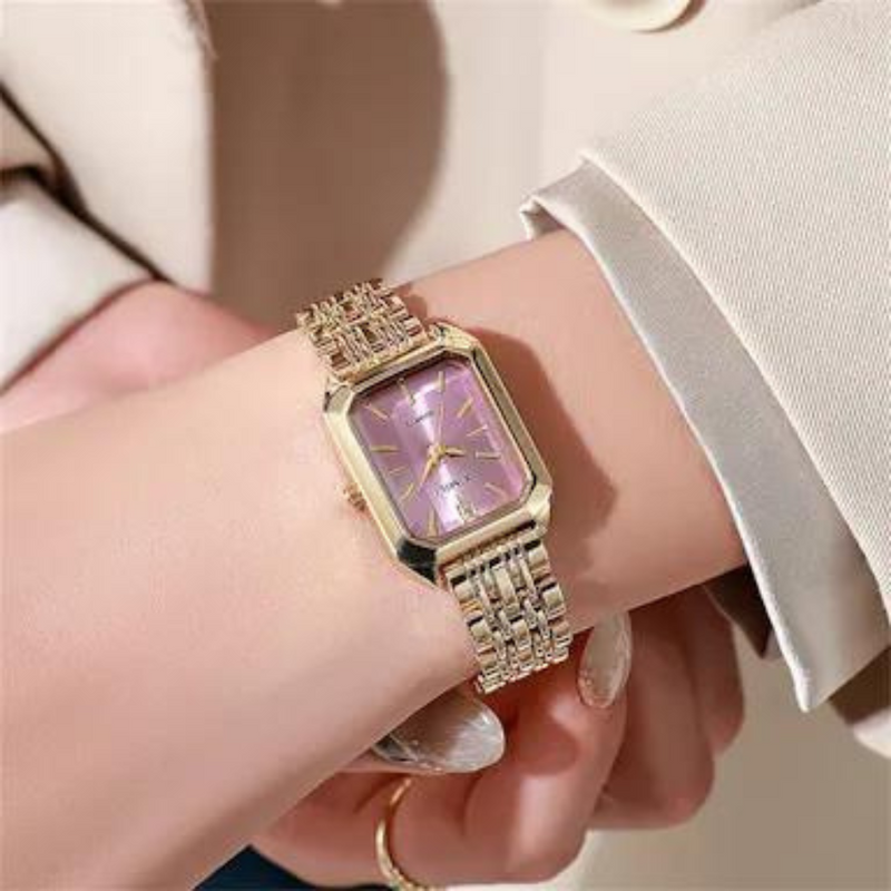 Gold watch | Bethany
