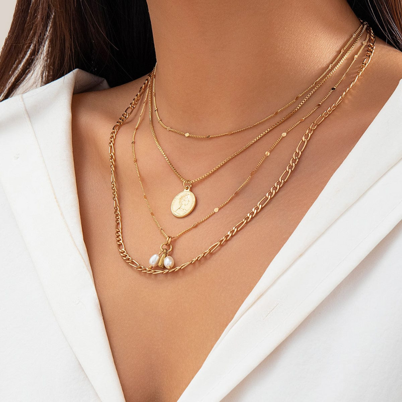 Gold chains set | Alexandria