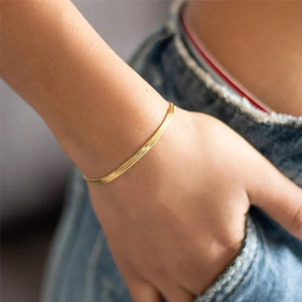 Gold bracelet | Nina