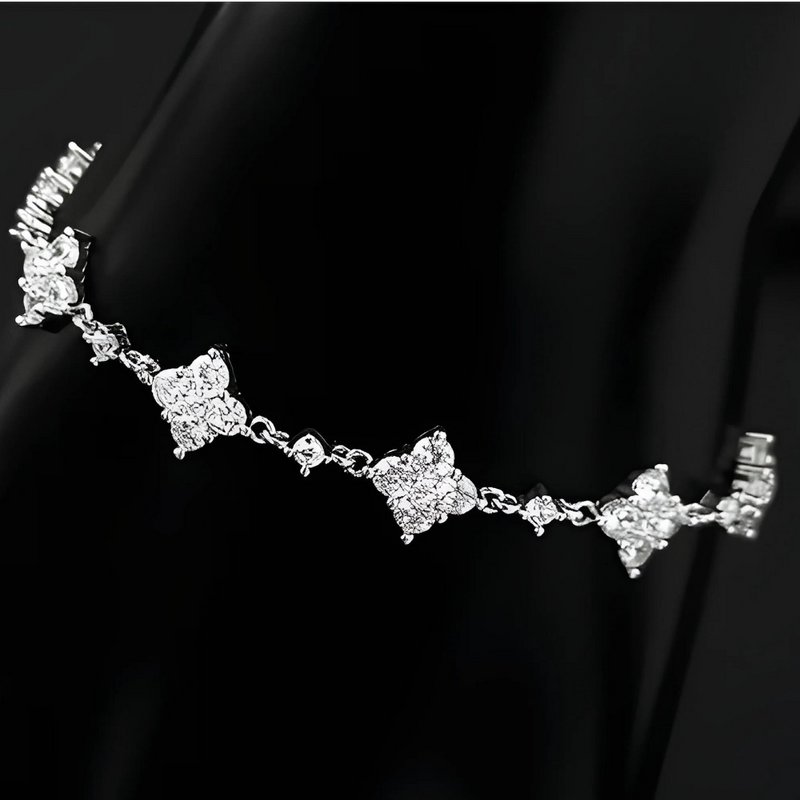 Silver clover bracelet | Elizabeth