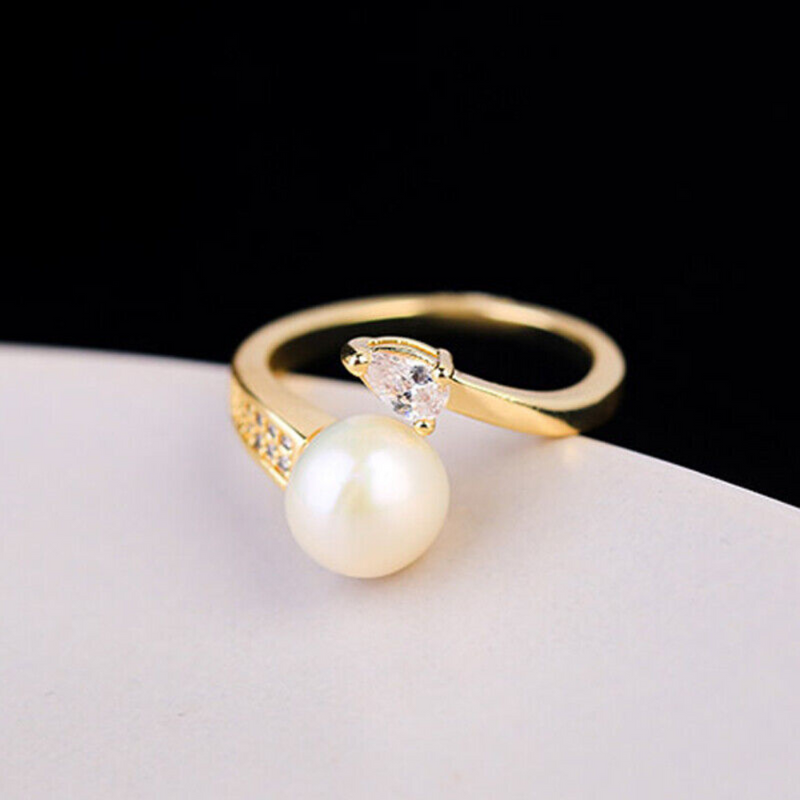 Gold Pearl Ring | Mia