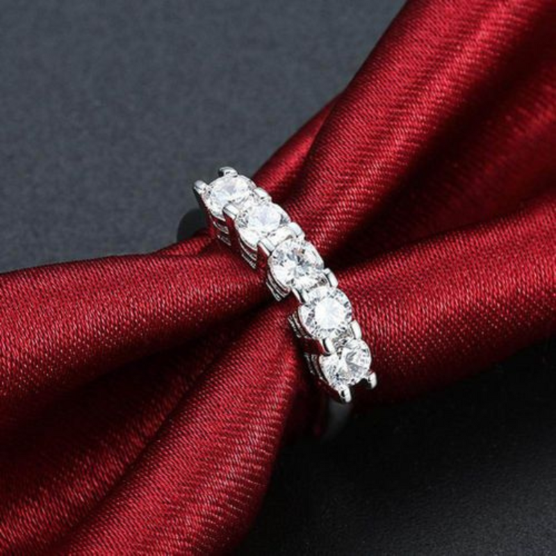 Silver Diamond Ring | Maria