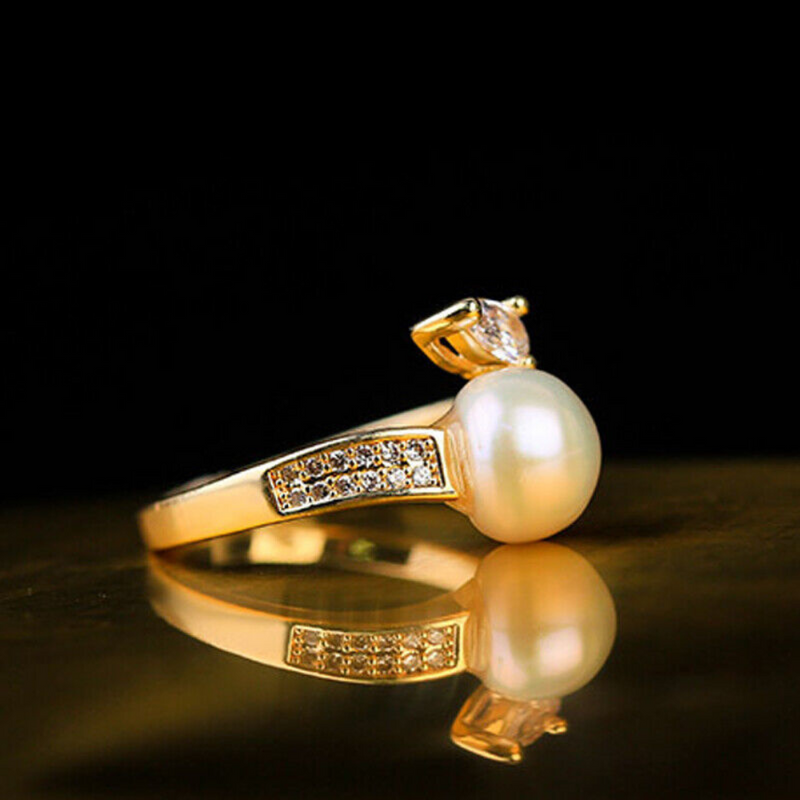 Gold Pearl Ring | Mia