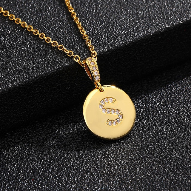 Gold letter necklace | Anna